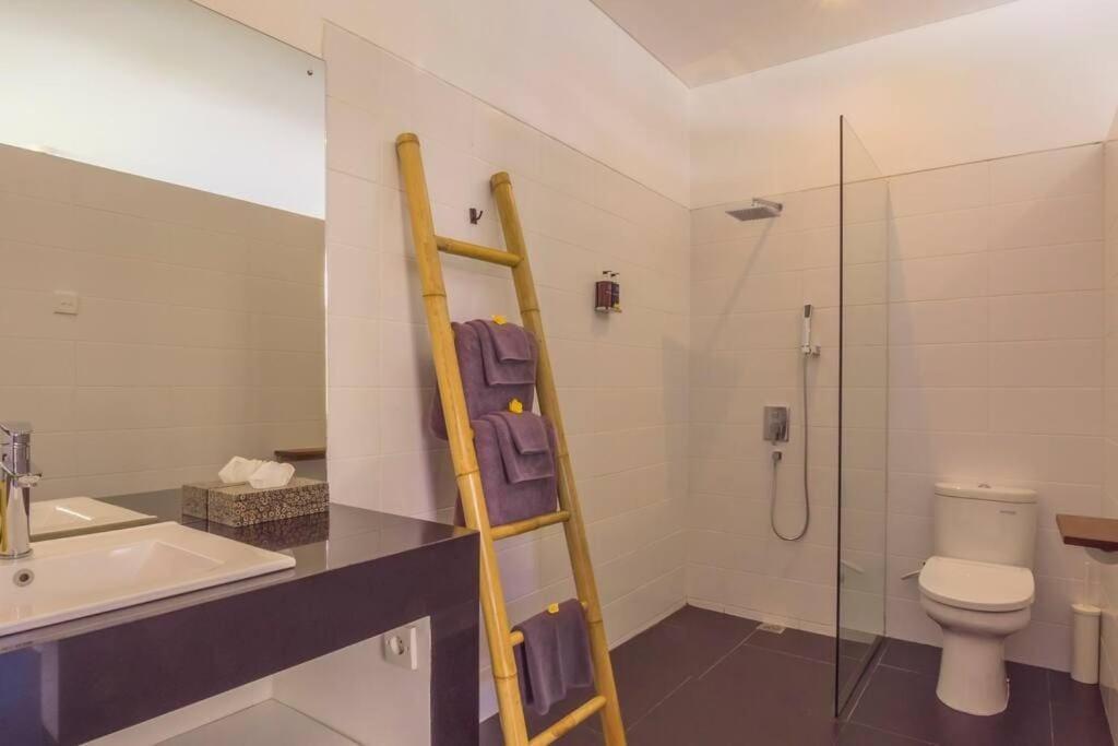Villa Hidden Pearl, With Private Cook And Pool Karangasem Exterior foto